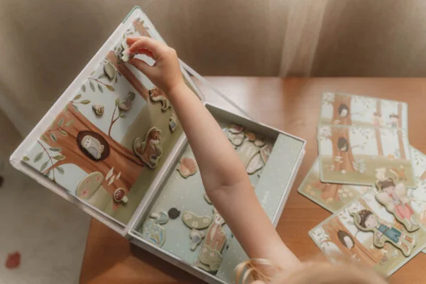 LD7253 Magnetic Playboard Forest Friends 4 600x400 1