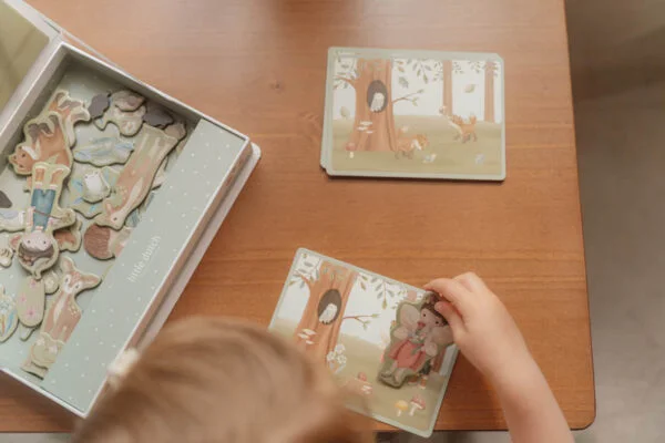 LD7253 Magnetic Playboard Forest Friends 6 600x400 1