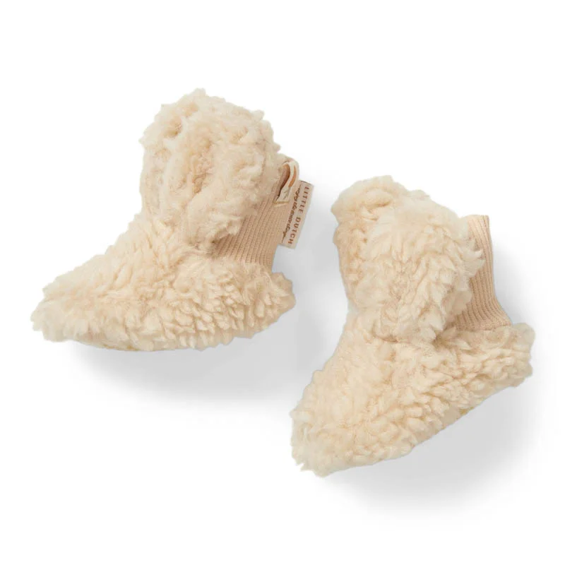 CL24099021 CL24099022 Product Teddy booties Sand 2