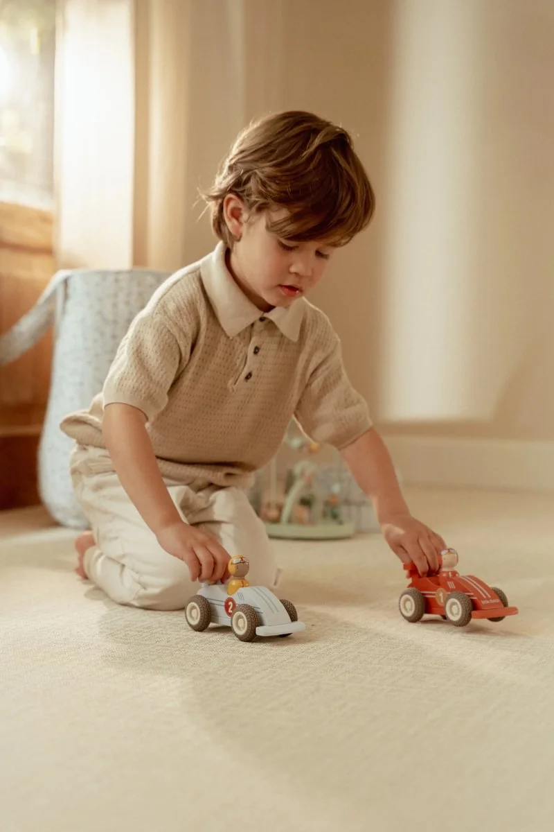 pullback race cars ld2526 1 Medium