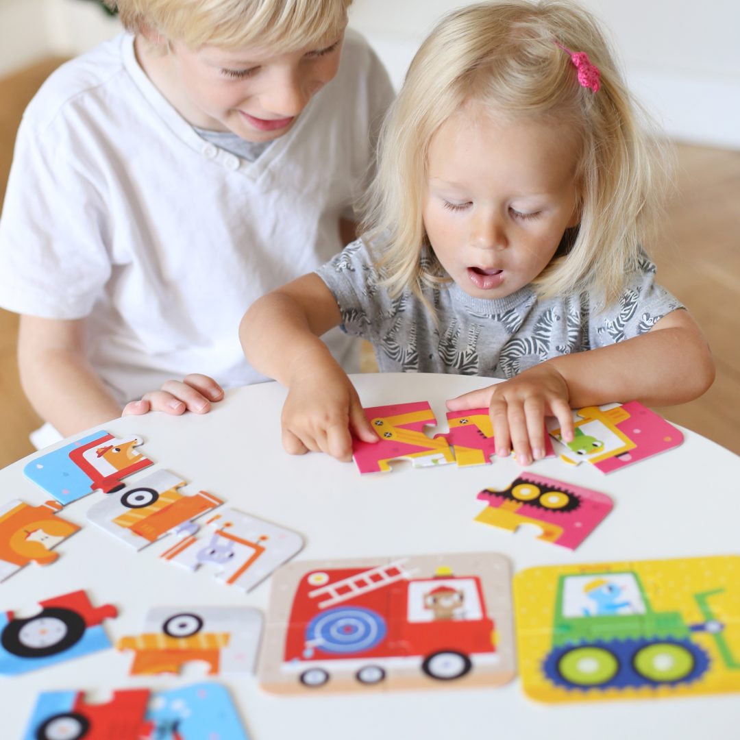 On the Go Puzzles Vehicles 4