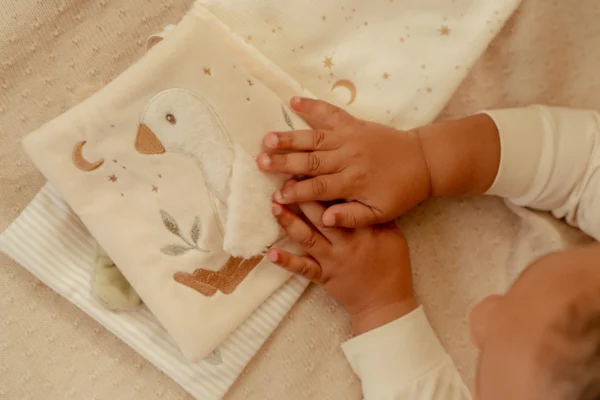 soft activity book new born naturals ld8407 2 Large 3476bde9 7b8a 47e8 a301 754ee843d2be 600x400 1