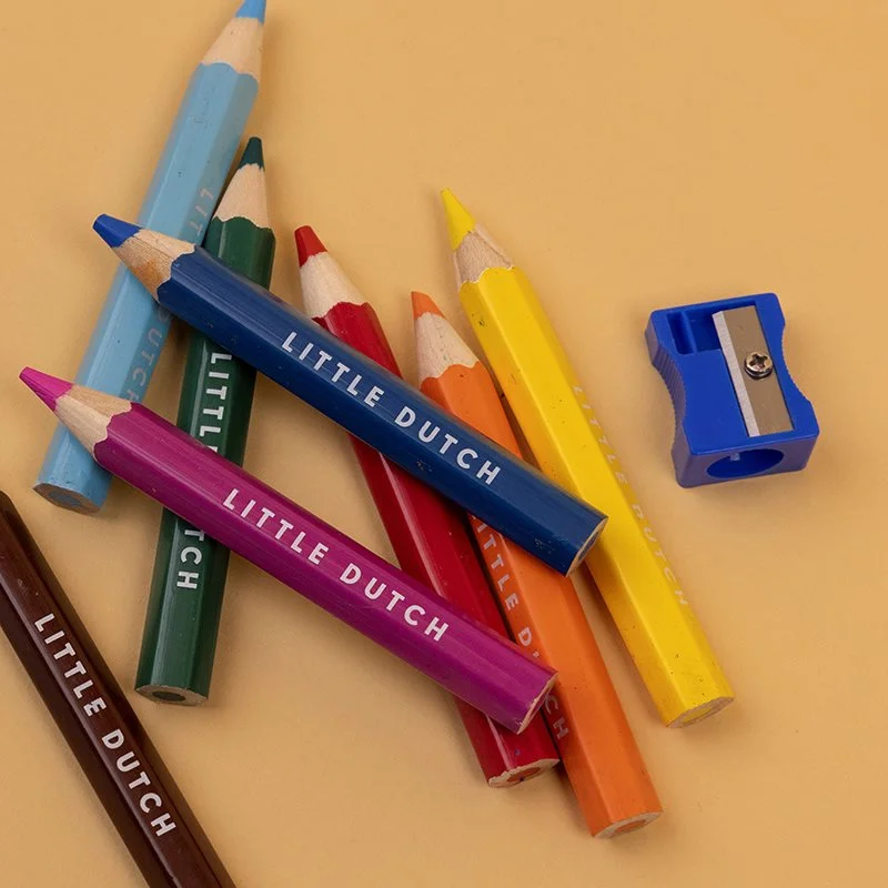 0016832 little dutch coloured pencils 1