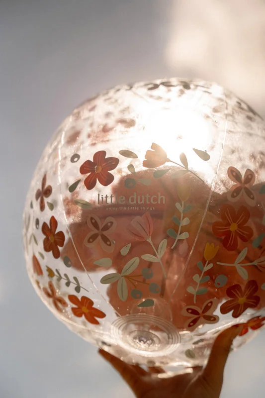 beach ball 3d figure pink flowers 2014448 5