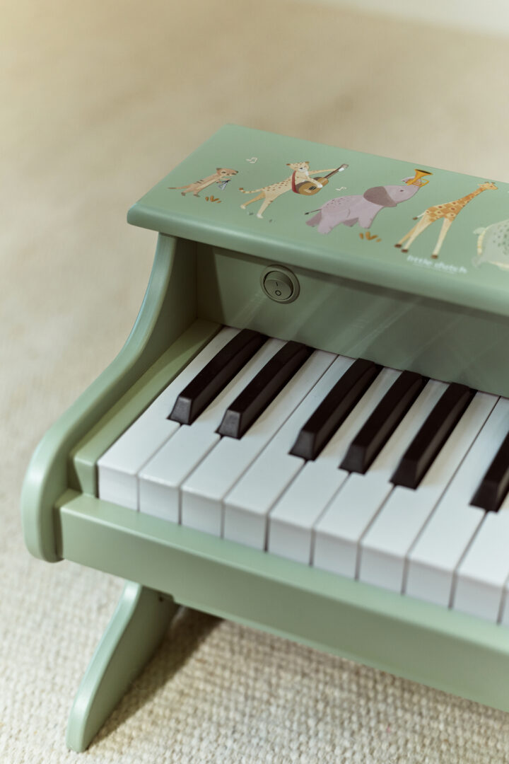 wooden-piano-green-safari-friends-LD7476-10 wooden piano green safari friends LD7476 10