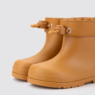 Galochas-Igor-Mendi-caramelo